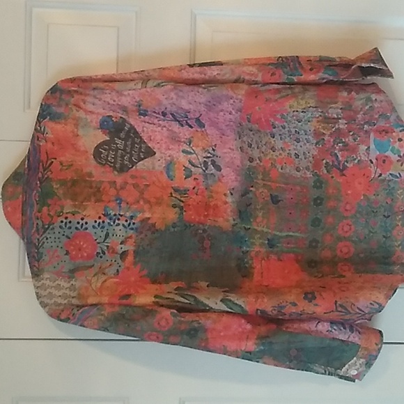 NEW Button-Up Shirt - Picture 3 of 4